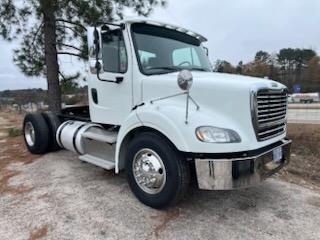 2016 Freightliner M2-112