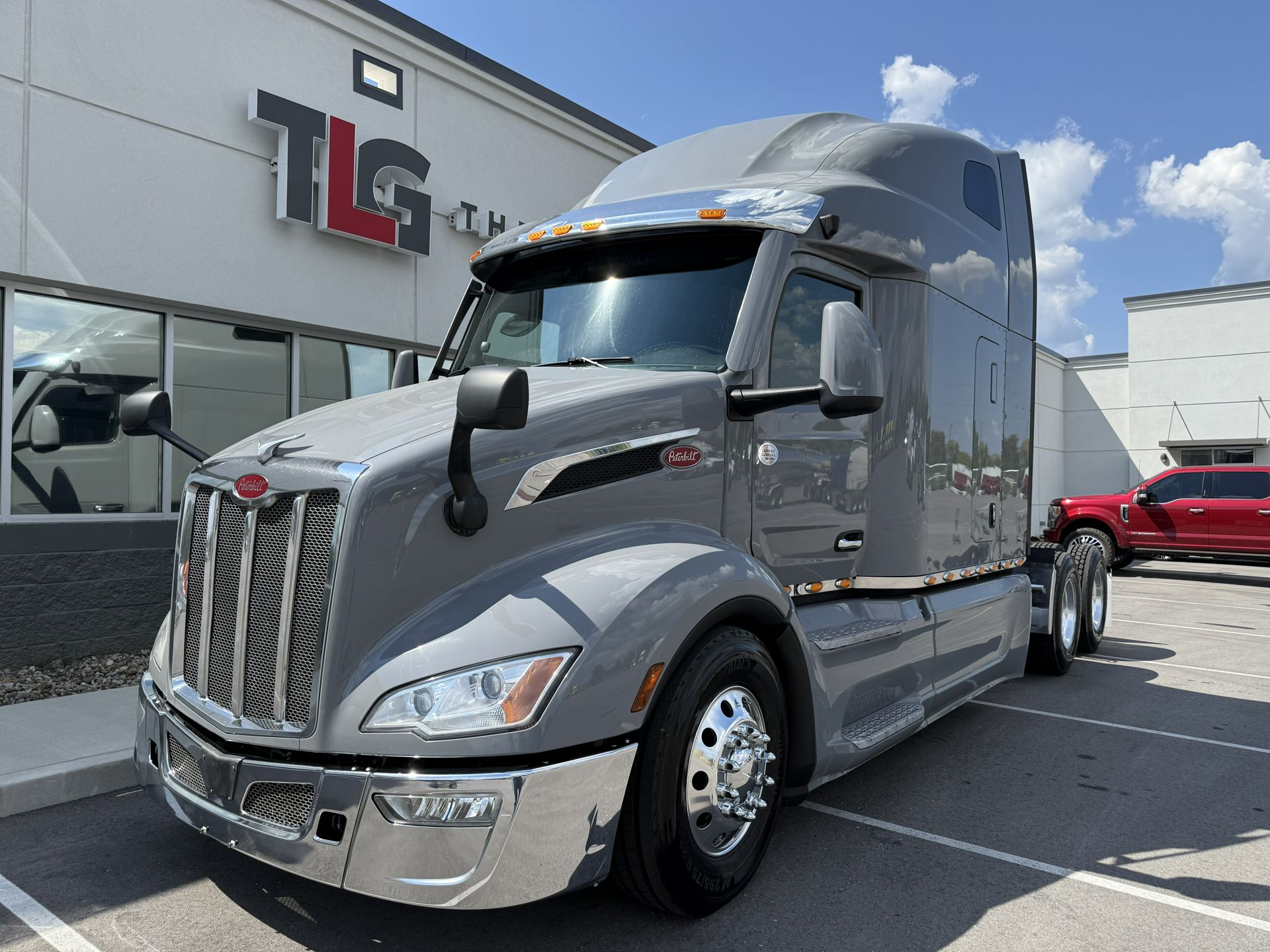 2023 Peterbilt 579
