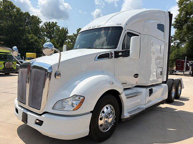 2021 Kenworth T680