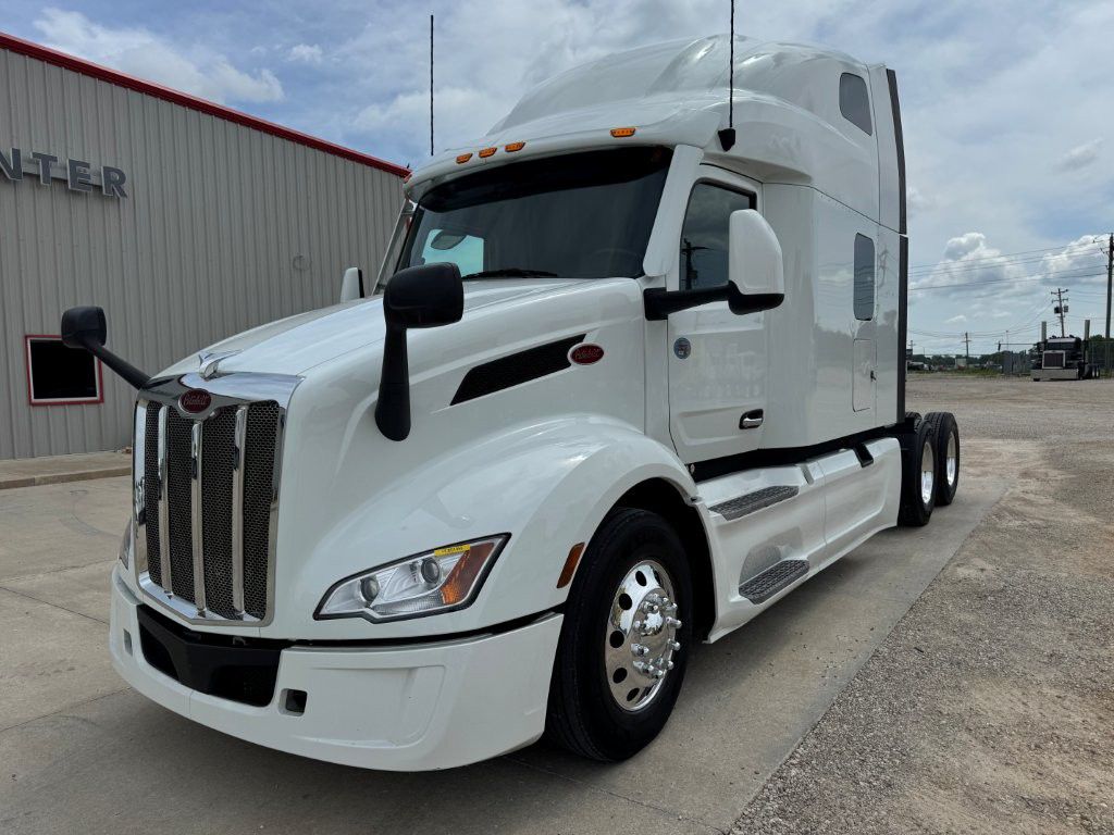 2023 Peterbilt 579