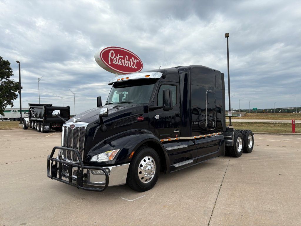 2022 Peterbilt 579