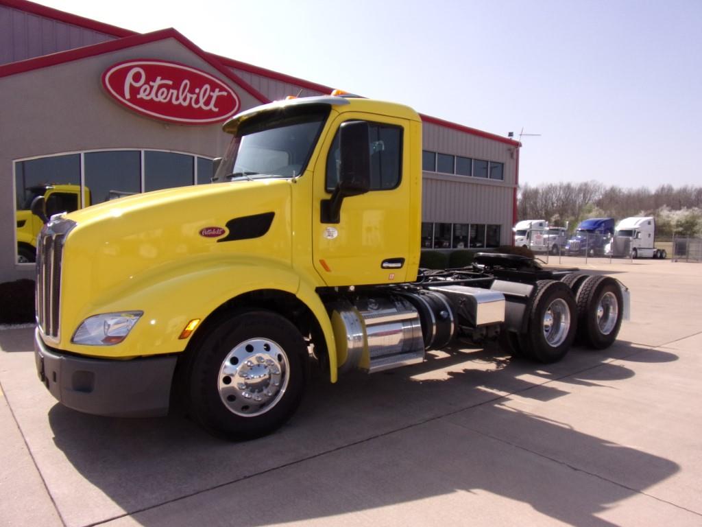2021 Peterbilt 579