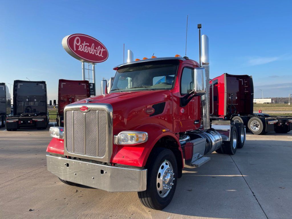 2021 Peterbilt 567