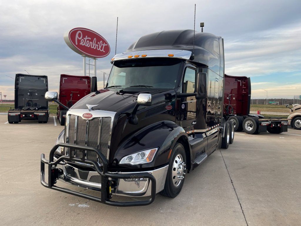 2022 Peterbilt 579
