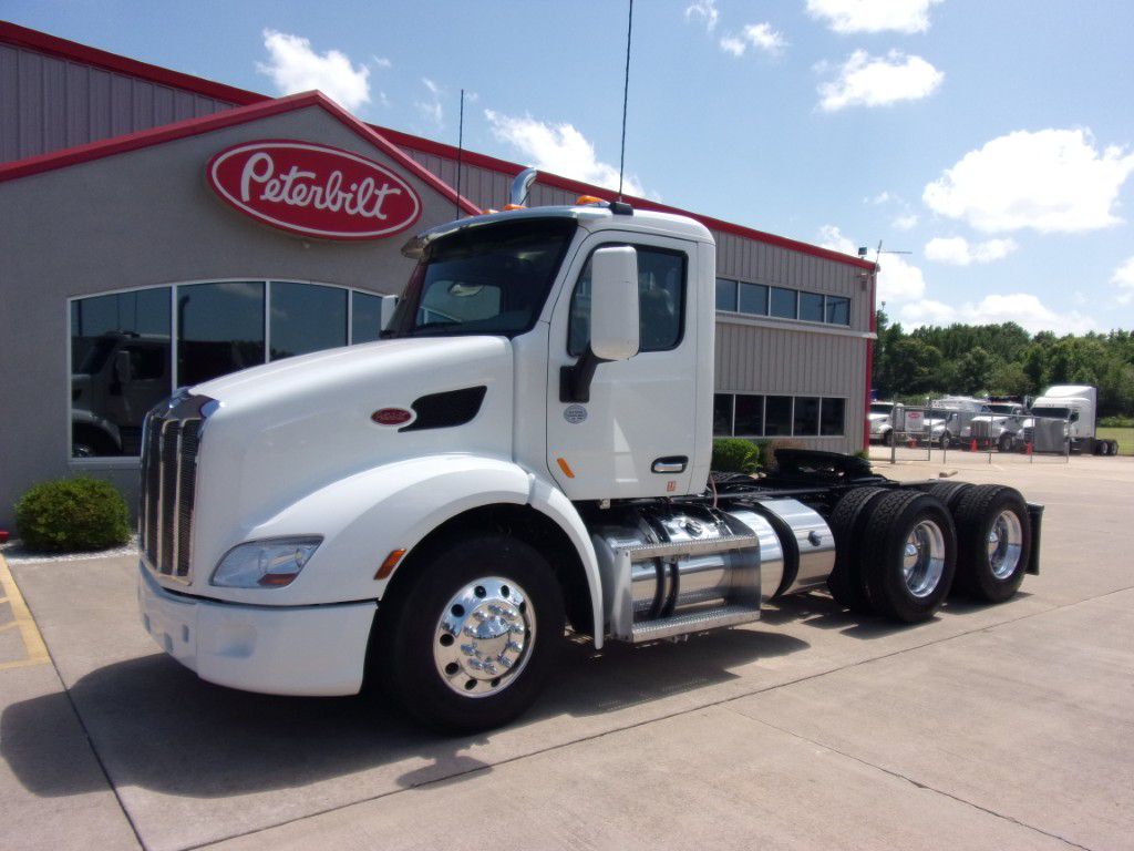 2021 Peterbilt 579
