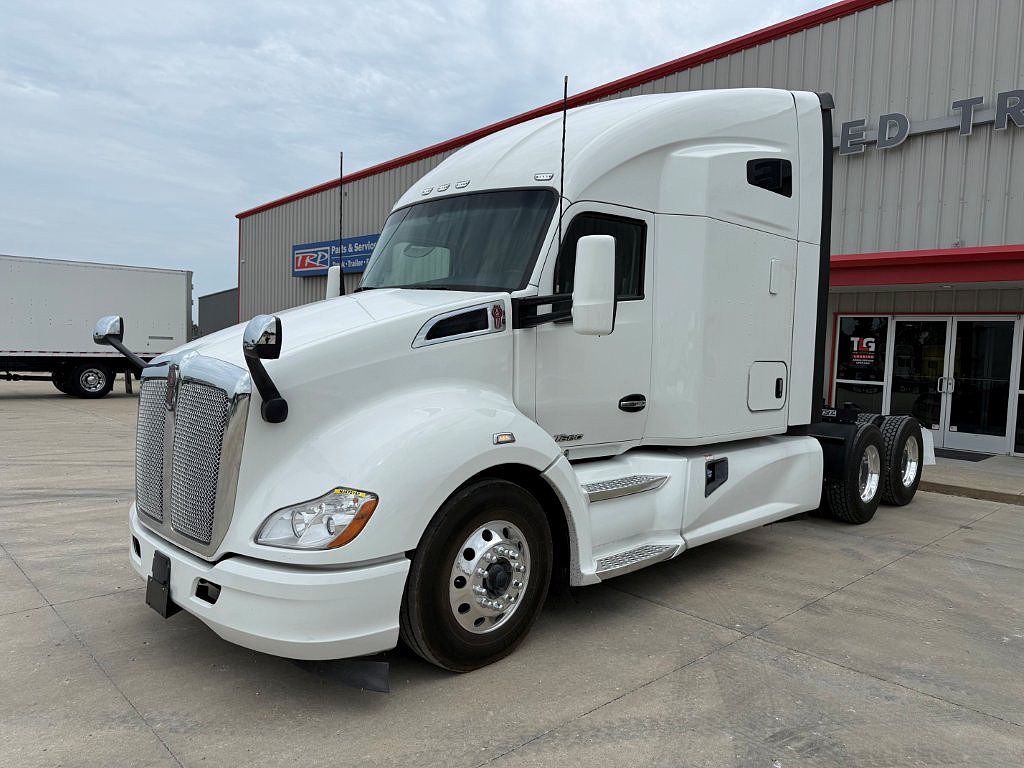 2022 Kenworth T680