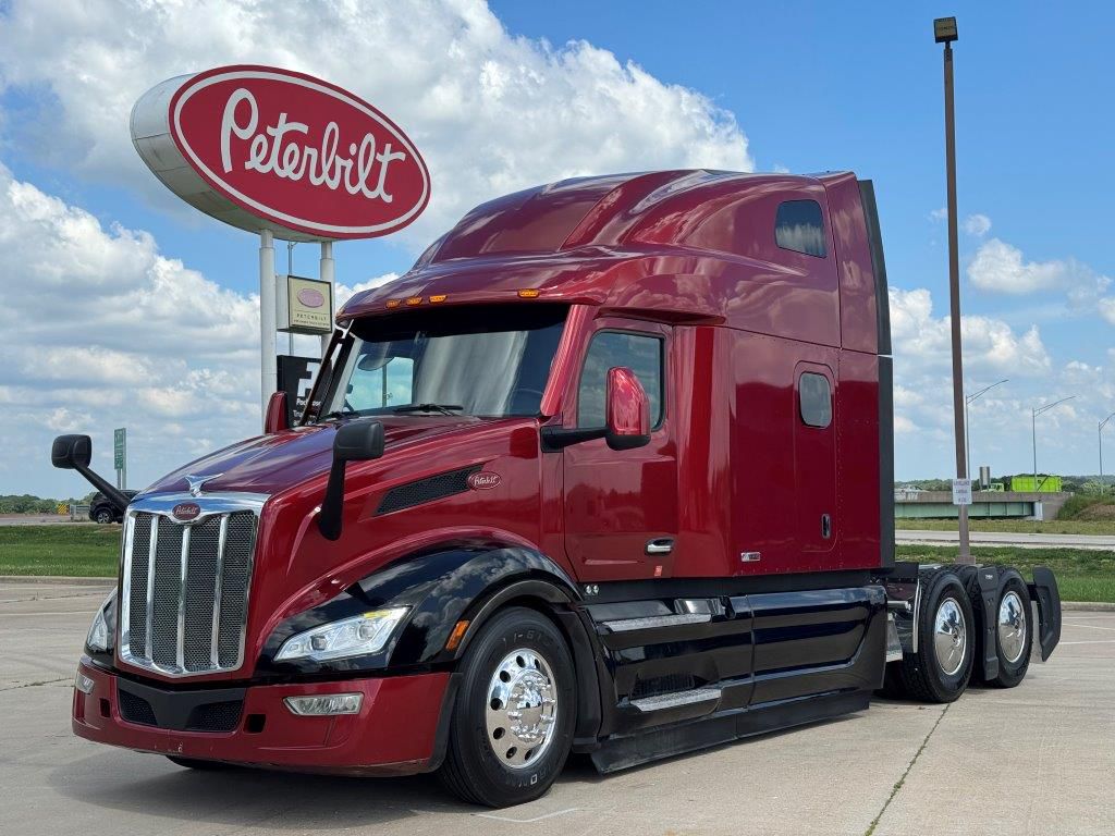 2023 Peterbilt 579