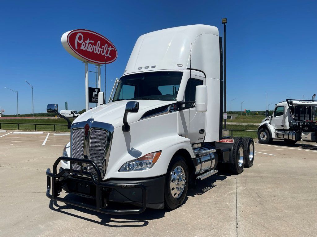 2022 Kenworth T680