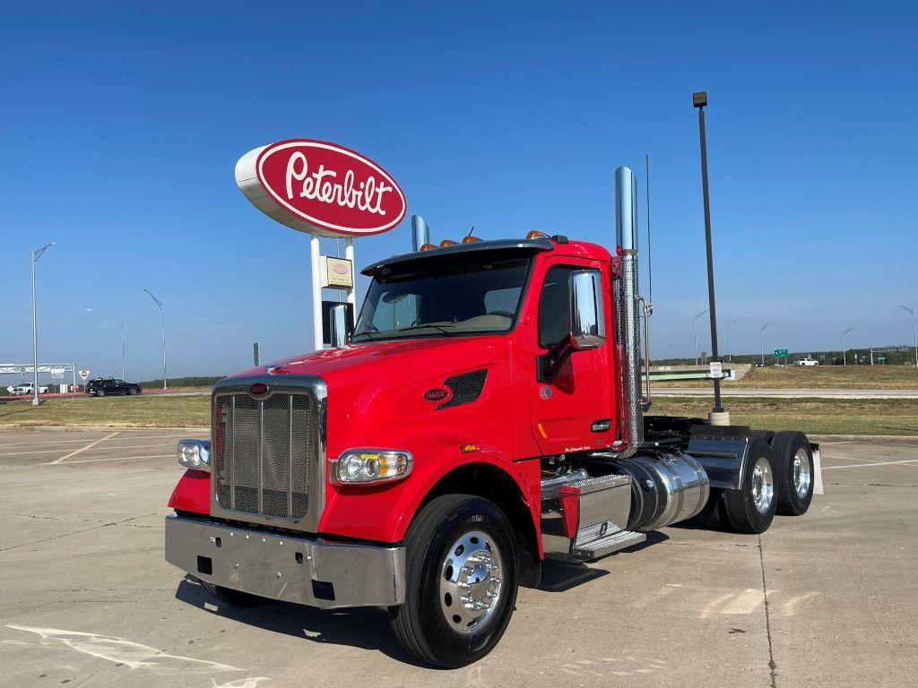 2021 Peterbilt 567