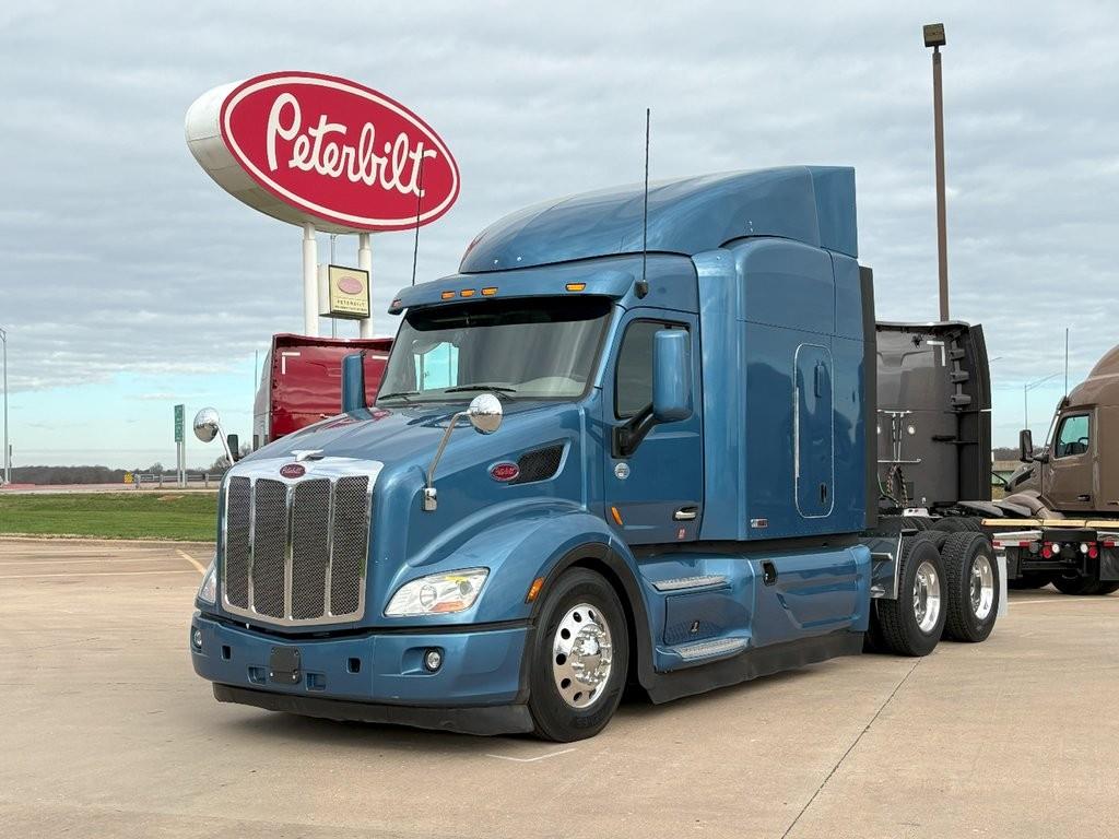 2020 Peterbilt 579