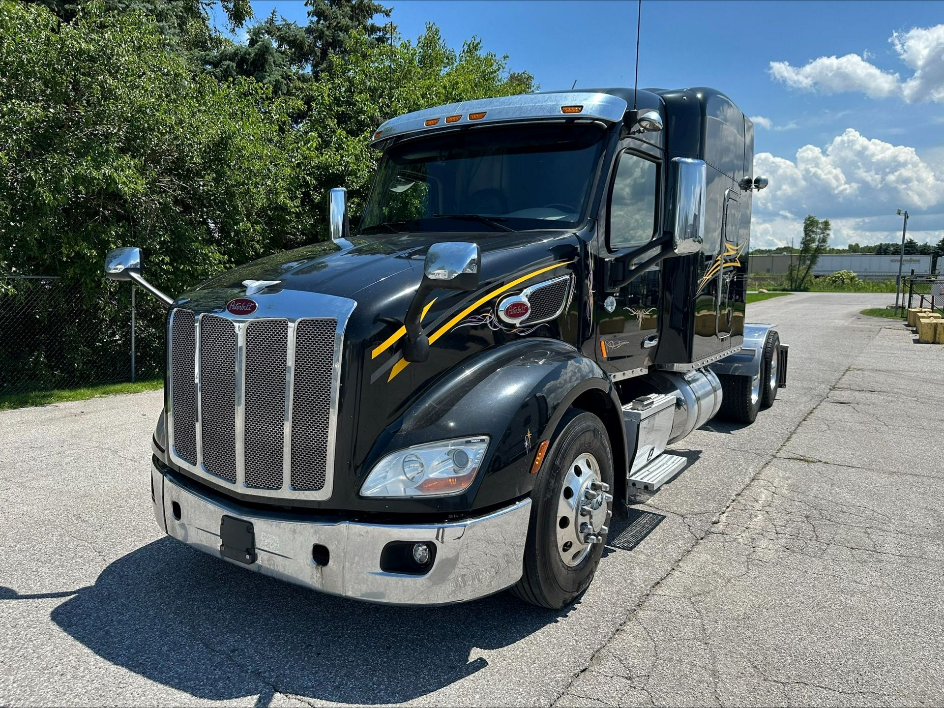 2020 Peterbilt 579