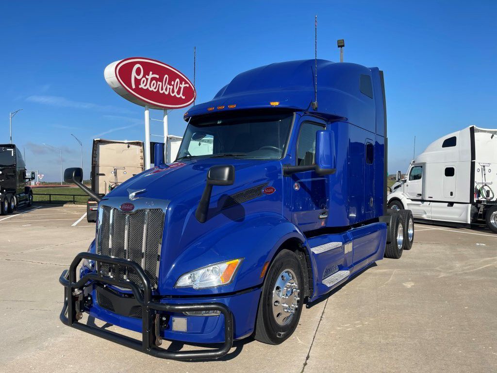 2023 Peterbilt 579