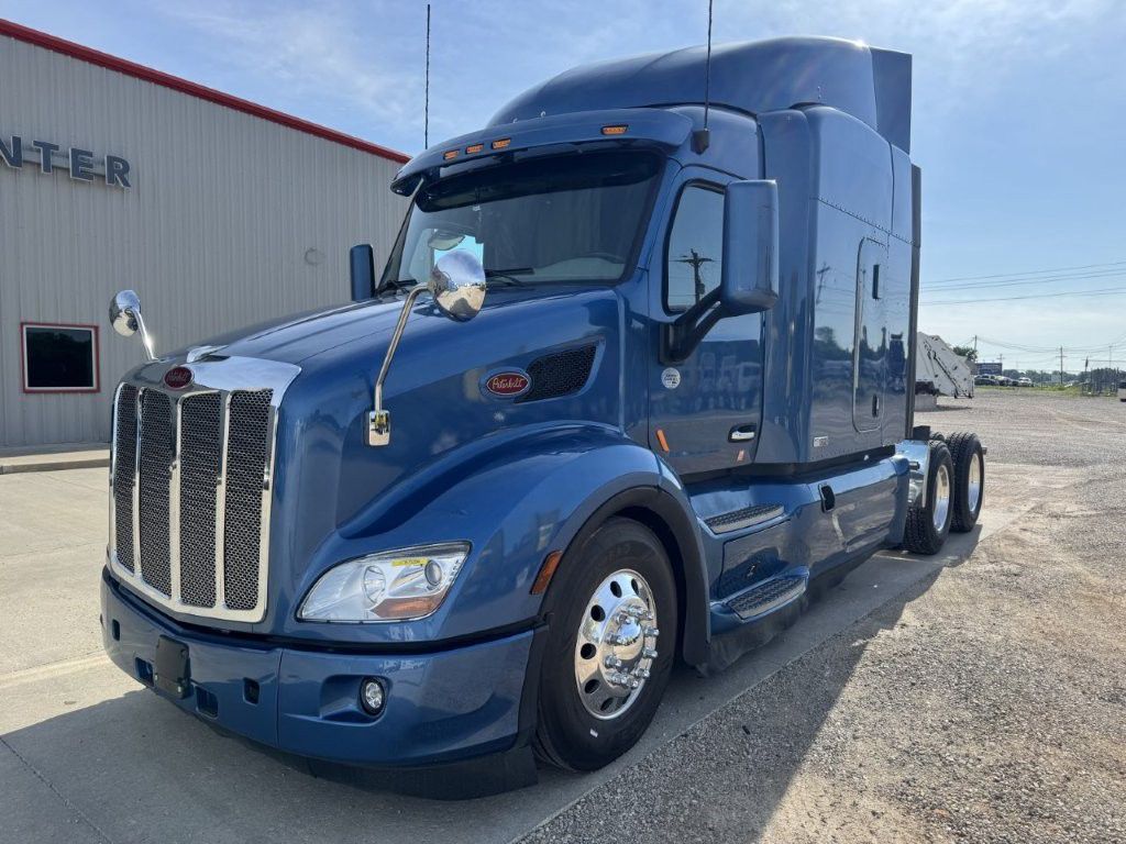 2020 Peterbilt 579
