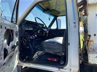 1993 Ford F750