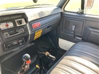 1993 Ford F750