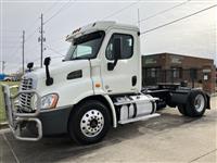 2011 Freightliner Cascadia 113