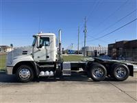 2017 Mack CXU613