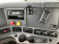 2012 Freightliner Cascadia 125