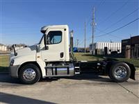 2012 Freightliner Cascadia 125