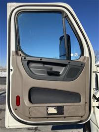 2012 Freightliner Cascadia 125