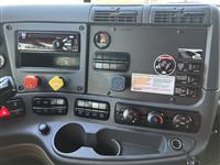 2018 Freightliner Cascadia 113