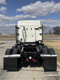 2018 Freightliner Cascadia 113