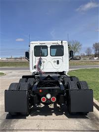 2017 Freightliner Cascadia 125