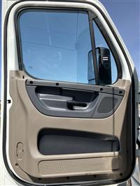 2017 Freightliner Cascadia 125