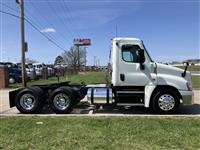 2017 Freightliner Cascadia 125