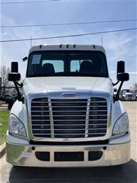 2017 Freightliner Cascadia 125