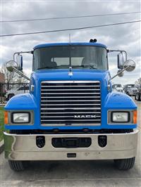 2015 Mack CHU613
