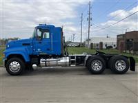 2015 Mack CHU613