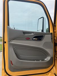 2020 Peterbilt 579