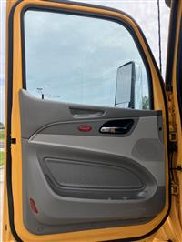 2020 Peterbilt 579