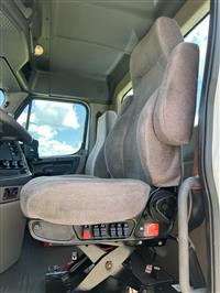 2018 Freightliner Cascadia 113