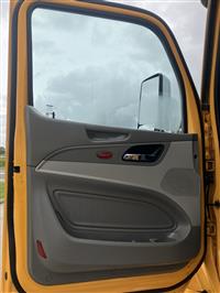 2020 Peterbilt 579