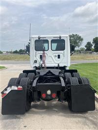 2016 Freightliner Cascadia 125