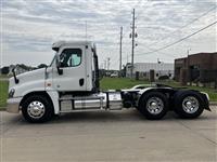 2016 Freightliner Cascadia 125