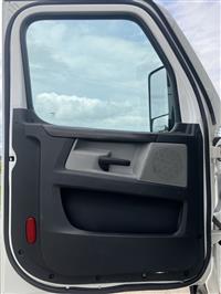 2020 Freightliner CASCADIA 116