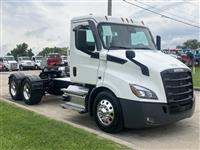 2020 Freightliner CASCADIA 116