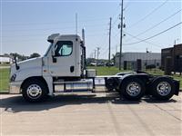 2018 Freightliner Cascadia 125