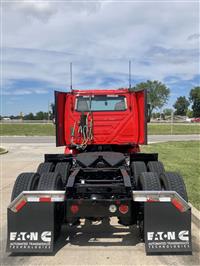 2019 International RH613