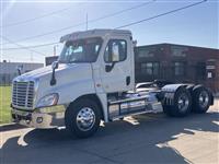 2015 Freightliner Cascadia 125