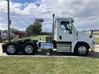 2016 Freightliner Cascadia 125
