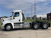 2015 Freightliner Cascadia 125