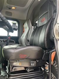 2013 Peterbilt 386
