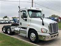 2015 Freightliner Cascadia 125