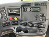 2015 Freightliner Cascadia 125