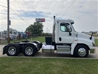 2015 Freightliner Cascadia 125