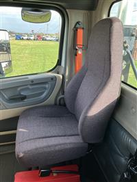 2016 Freightliner Cascadia 125